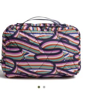 Vera Bradley Essential Hanging Travel Organizer.  Retro Ribbons print. NWT.